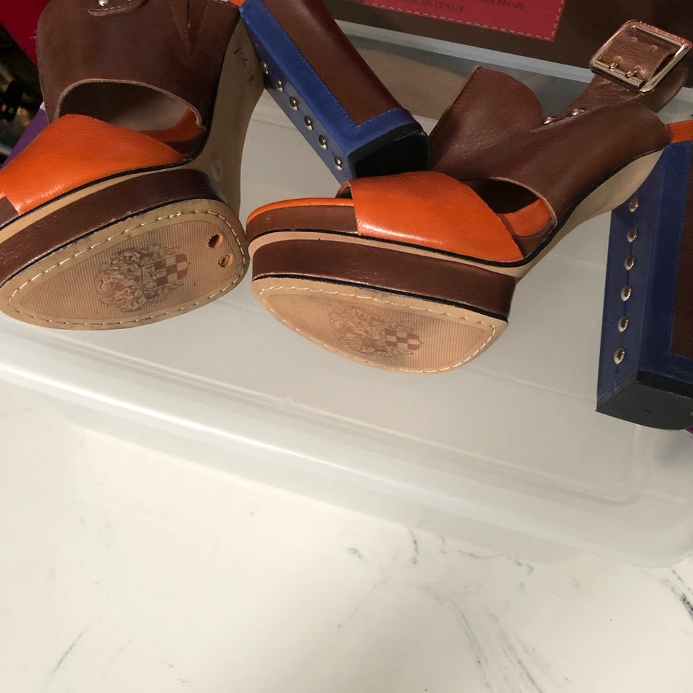 Vince Camuto Block Heel Sandal. 5” - image 4